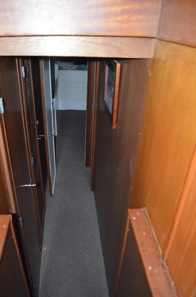 Slide: The Image of Aft Companionway - 19