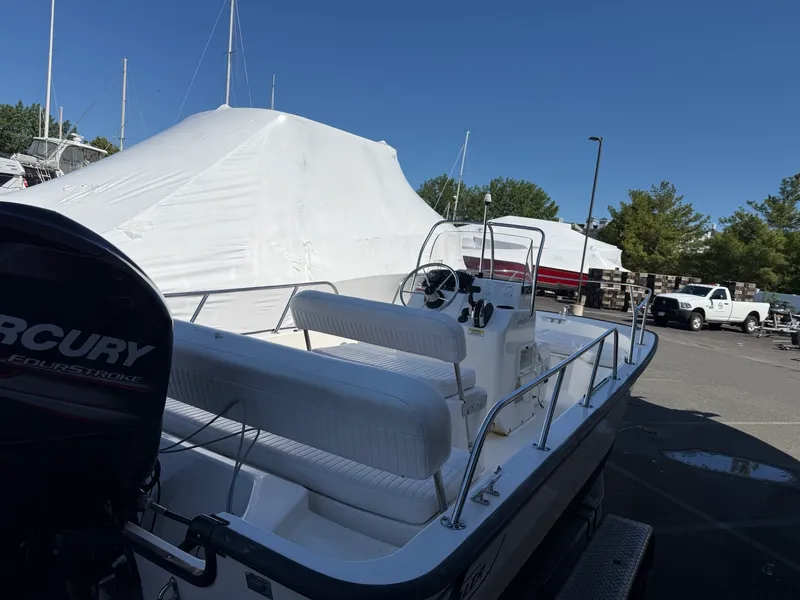 Slide: The Image of Boston Whaler 170 MONTAUK 2014 - 3