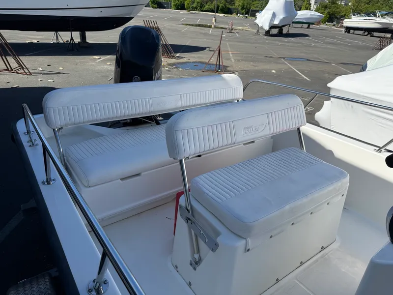 Slide: The Image of Boston Whaler 170 MONTAUK 2014 - 5