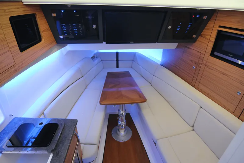 Slide: The Image of Boston Whaler 380 Realm 2024 - 129