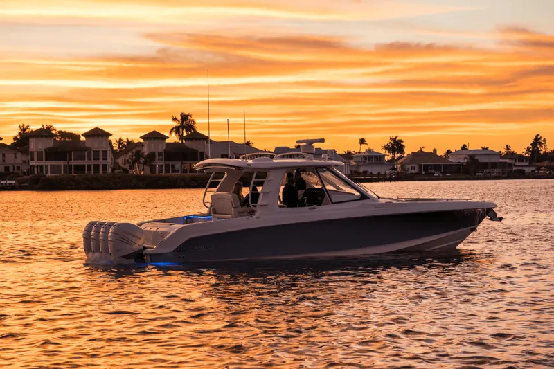 Slide: The Image of Boston Whaler 380 Realm 2024 - 17