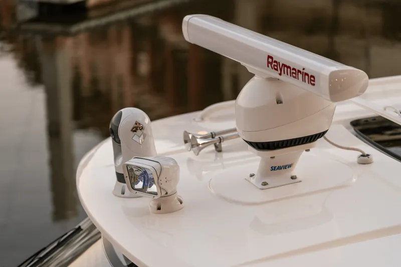 Slide: The Image of Boston Whaler 380 Realm 2024 - 47