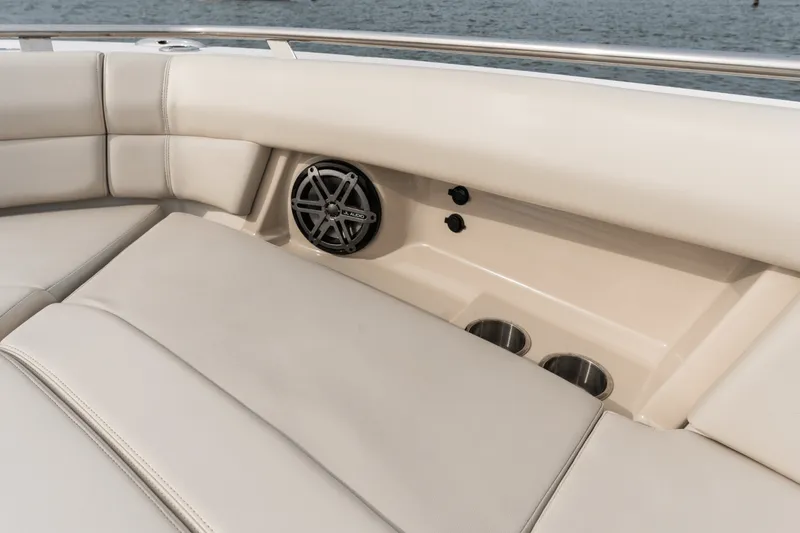 Slide: The Image of Boston Whaler 380 Realm 2024 - 74