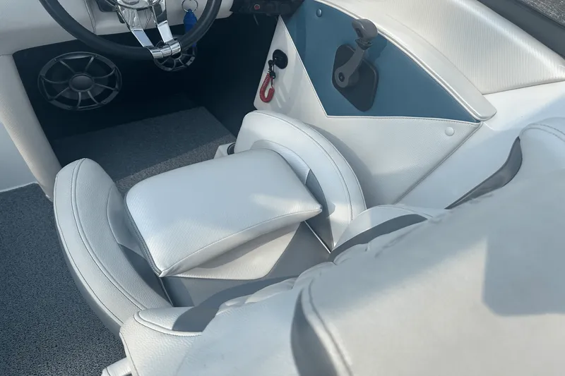 Slide: The Image of Tige Z1 2014 - 17