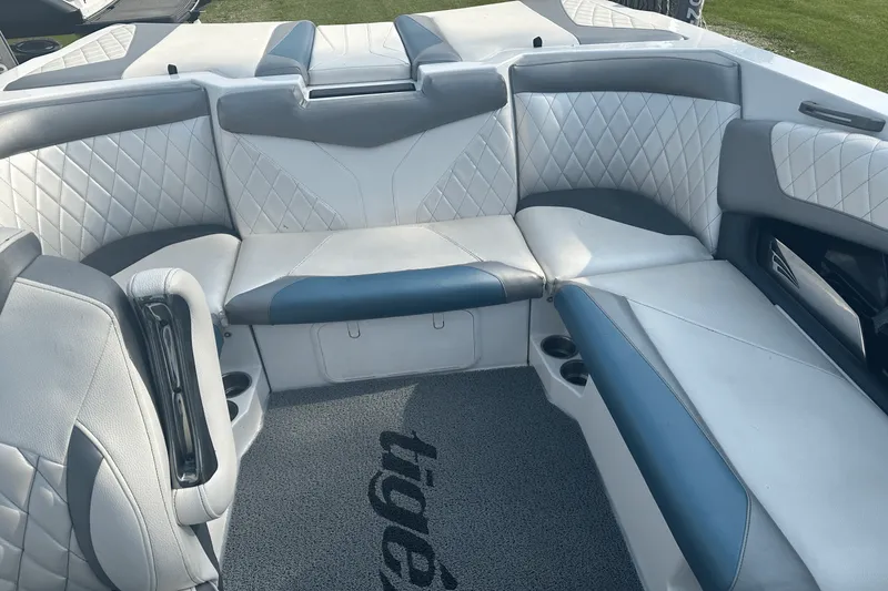 Slide: The Image of Tige Z1 2014 - 23