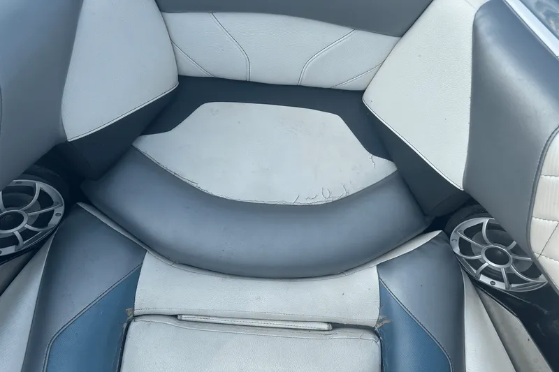 Slide: The Image of Tige Z1 2014 - 25