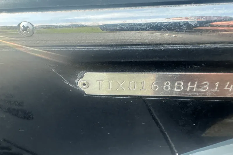 Slide: The Image of Tige Z1 2014 - 8