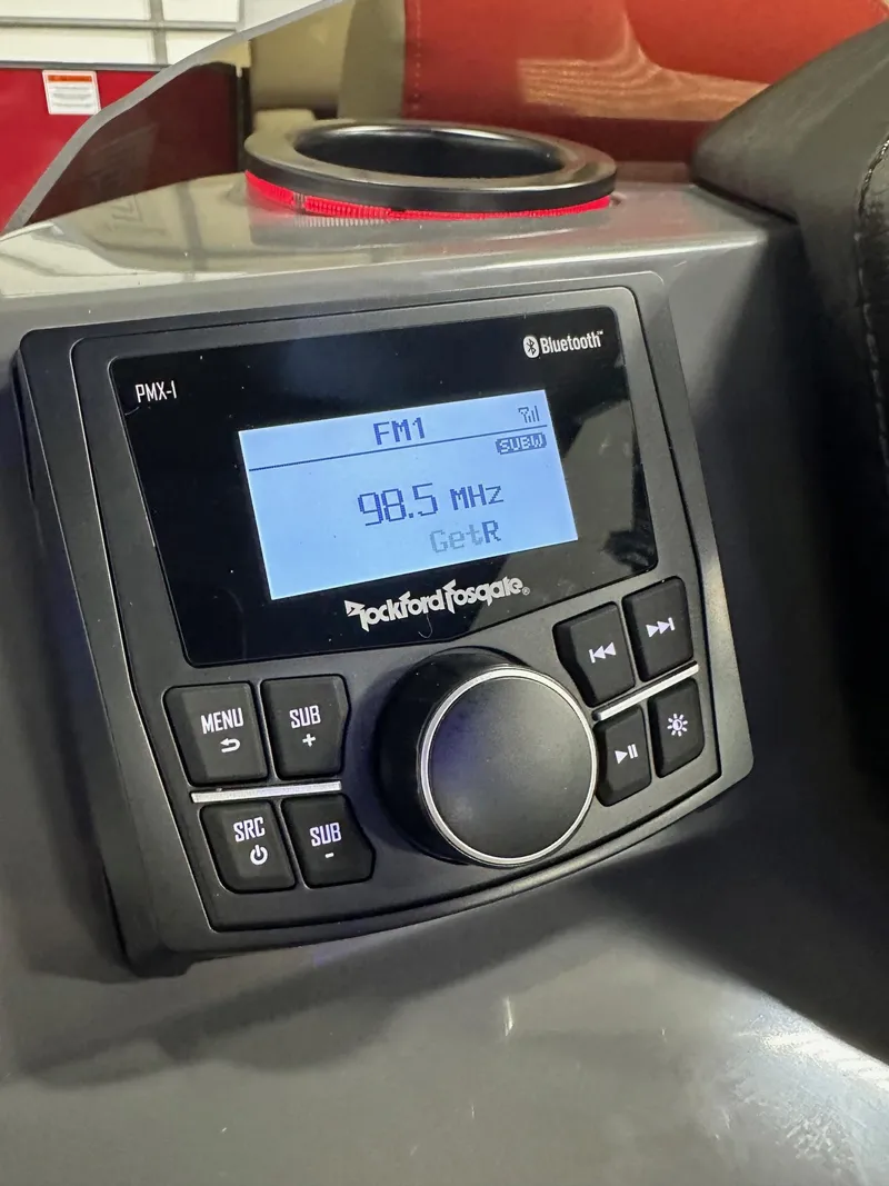 Slide: The Image of Rockford Fosgate PMX-1 stereo system in 2025 Bennington 21 SSR Quad Bench boat. - 29