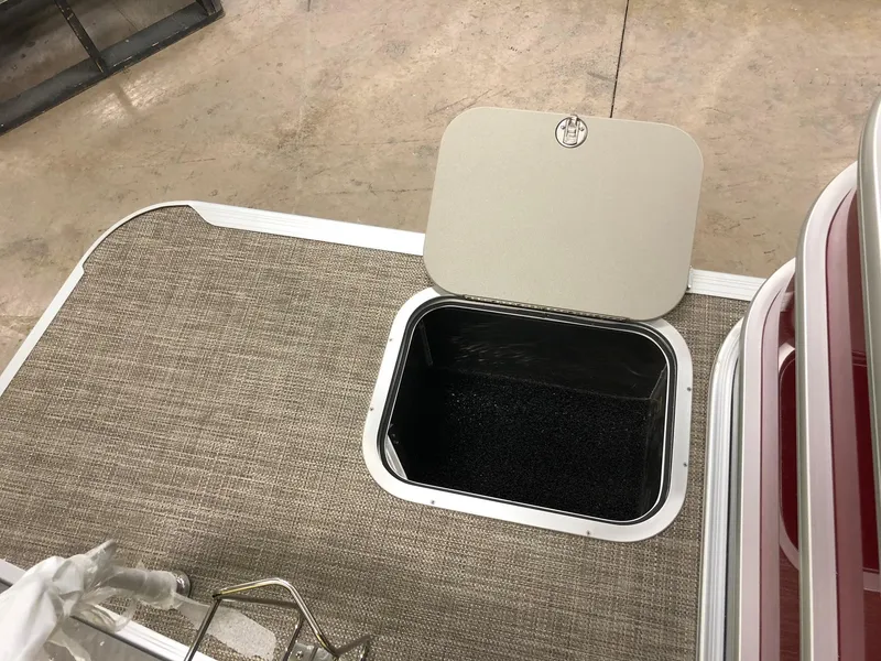 Slide: The Image of Barletta L23Q 2018 - 12