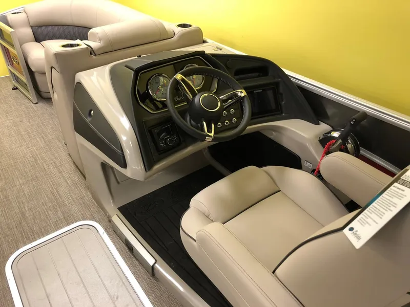 Slide: The Image of Barletta L23Q 2018 - 6