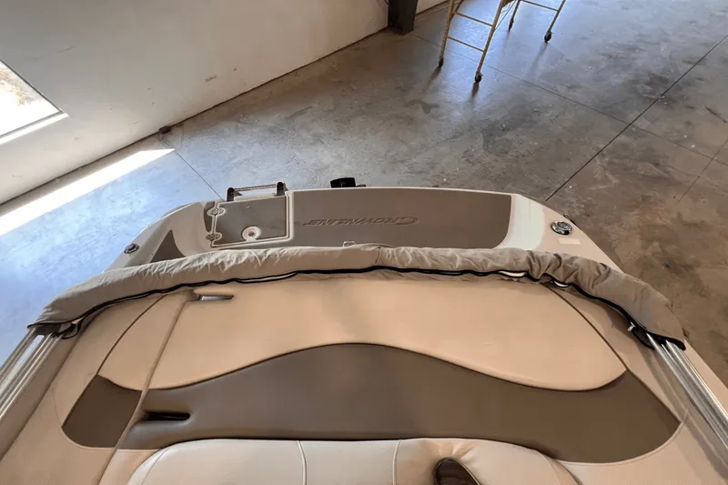 Slide: The Image of Crownline Boats 21 SS 2016 - 16