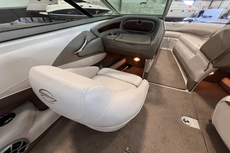 Slide: The Image of Crownline Boats 21 SS 2016 - 25