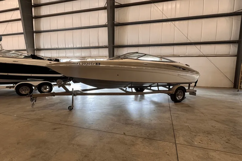 Slide: The Image of Crownline Boats 21 SS 2016 - 7