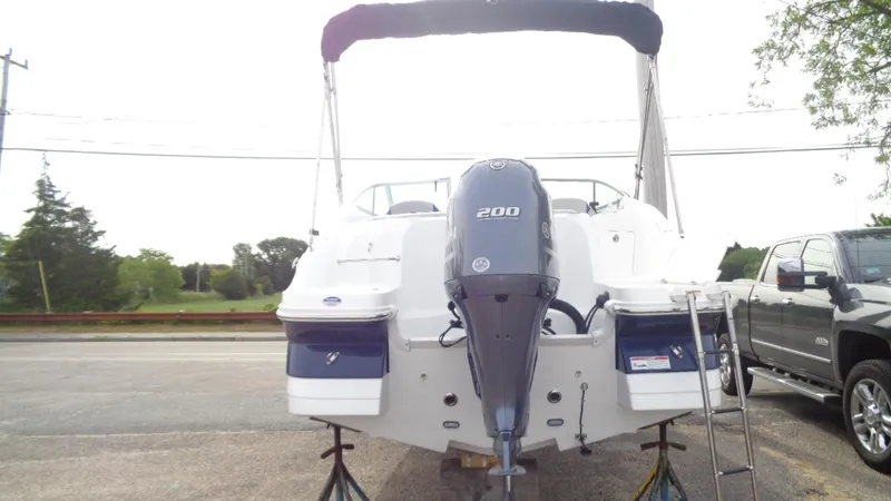 Slide: The Image of Hurricane SunDeck 2200 OB 2018 - 3