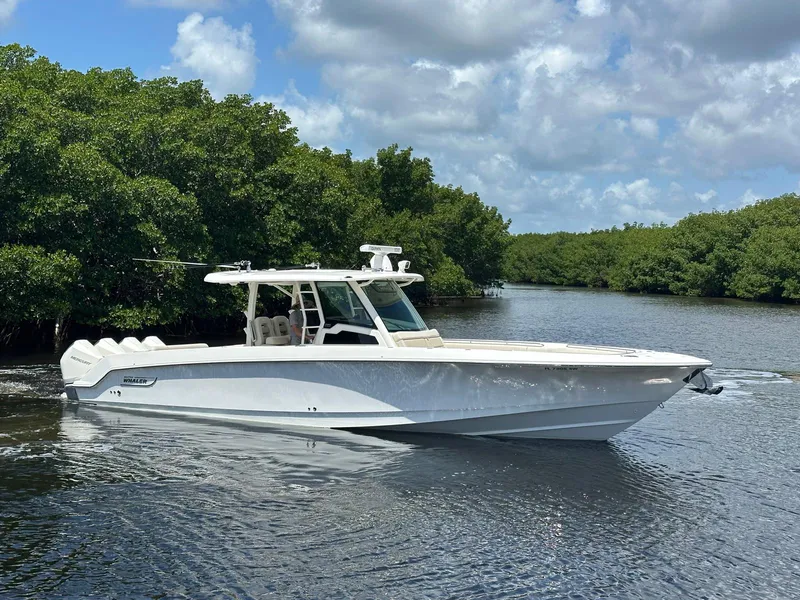 The Image of Boston Whaler 380 OUTRAGE 2021 - 0