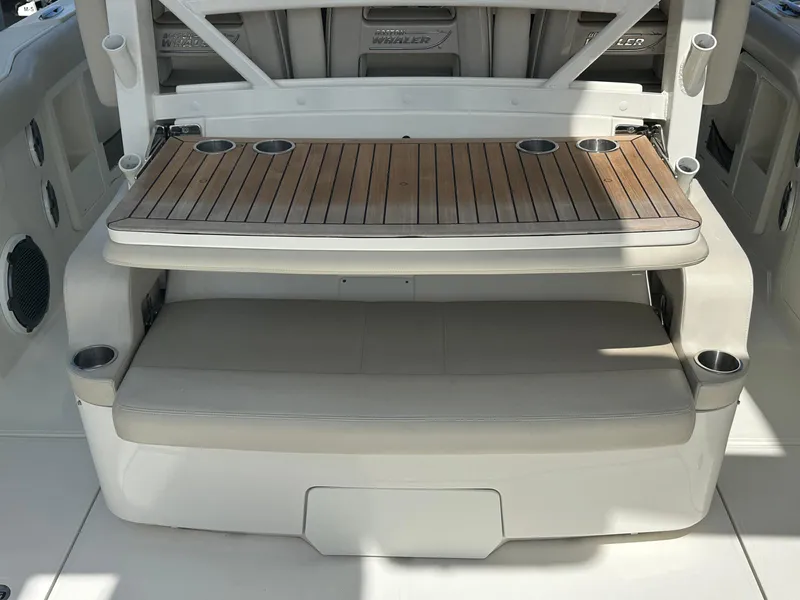 Slide: The Image of Boston Whaler 380 OUTRAGE 2021 - 32