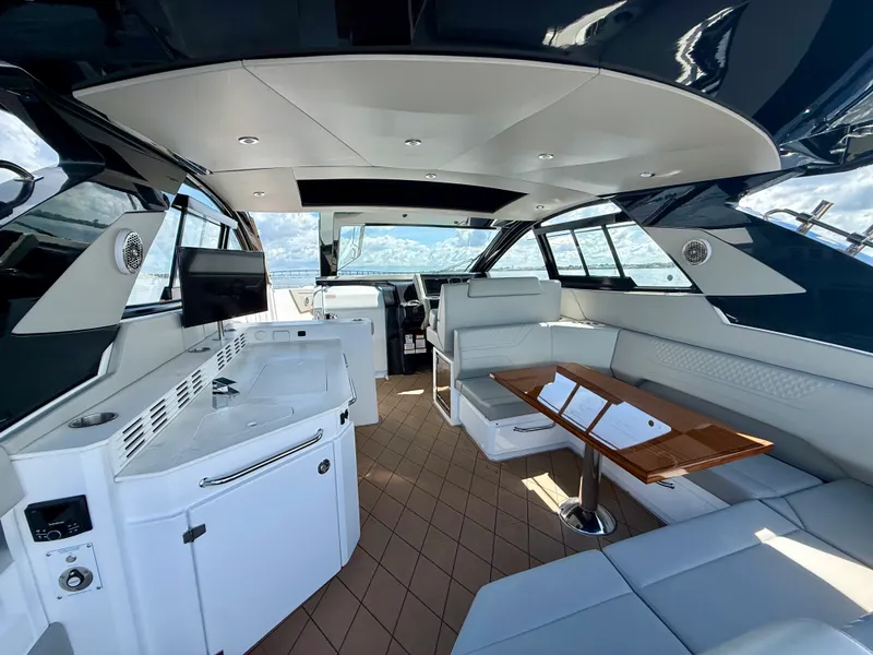 Slide: The Image of Cruisers 42 GLS OB 2024 - 16