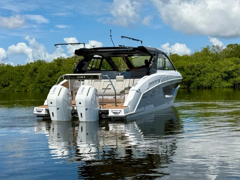 Slide: The Image of Cruisers 42 GLS OB 2024 - 2