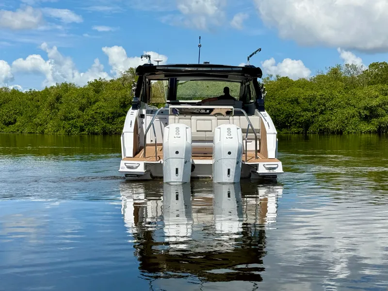Slide: The Image of Cruisers 42 GLS OB 2024 - 3
