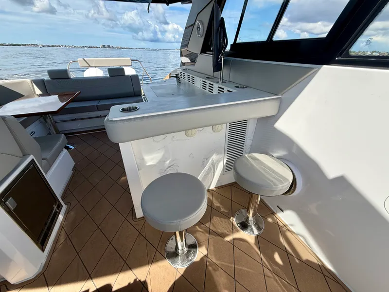 Slide: The Image of Cruisers 42 GLS OB 2024 - 41
