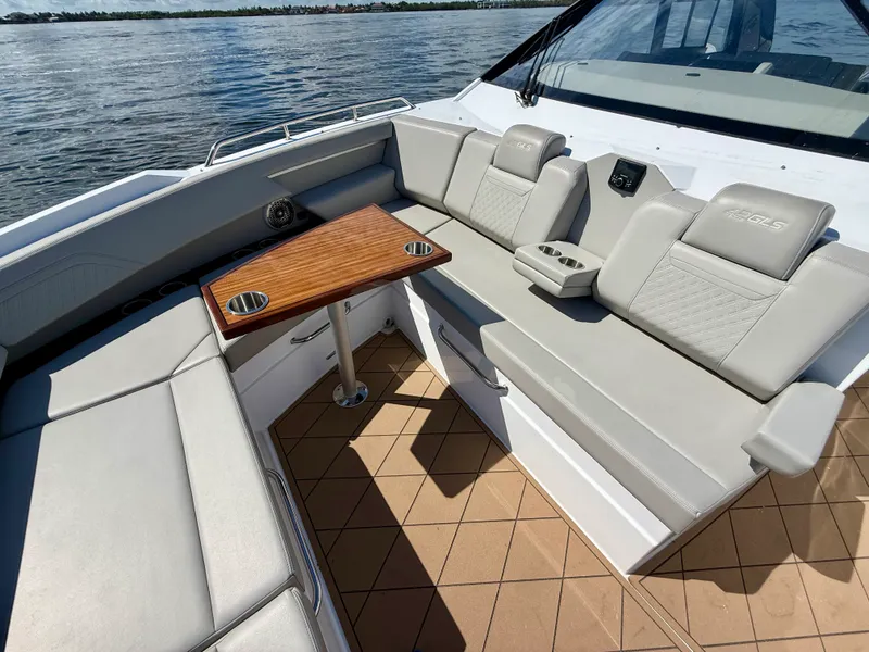 Slide: The Image of Cruisers 42 GLS OB 2024 - 55