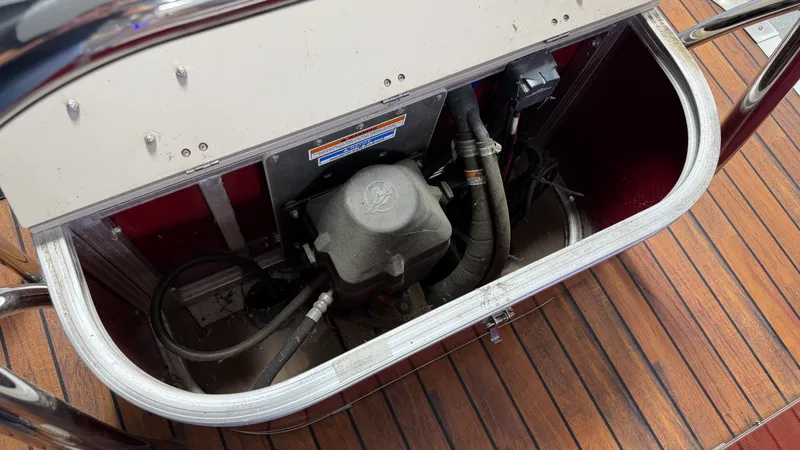 Slide: The Image of Avalon 2585 CATALINA ENT 2018 - 14