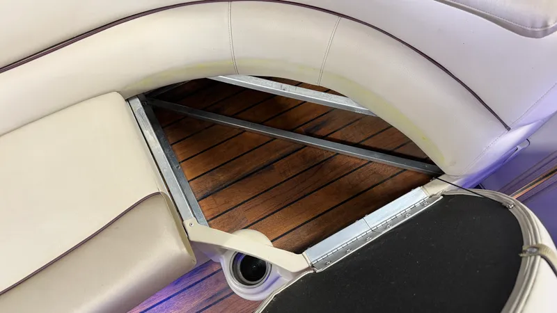Slide: The Image of Avalon 2585 CATALINA ENT 2018 - 31