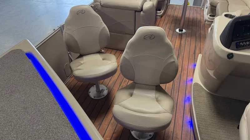 Slide: The Image of Avalon 2585 CATALINA ENT 2018 - 41