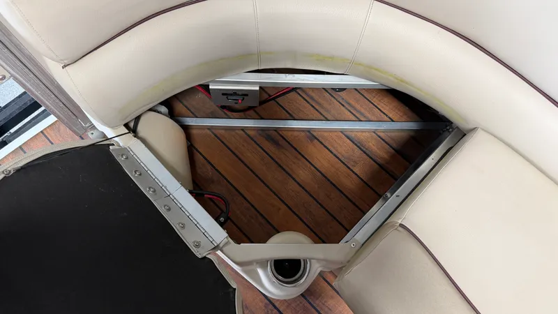 Slide: The Image of Avalon 2585 CATALINA ENT 2018 - 74