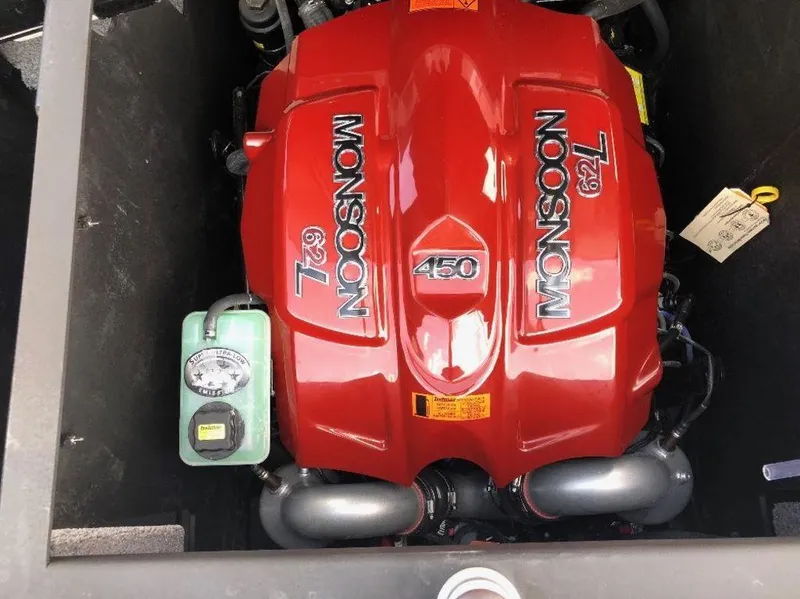 Slide: The Image of Malibu Wakesetter 23 LSV 2018 - 38