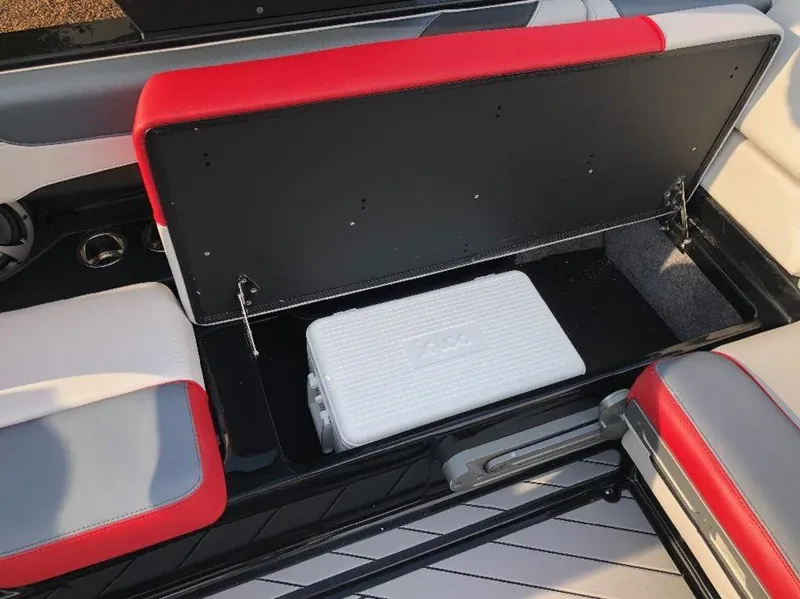 Slide: The Image of Malibu Wakesetter 23 LSV 2018 - 6