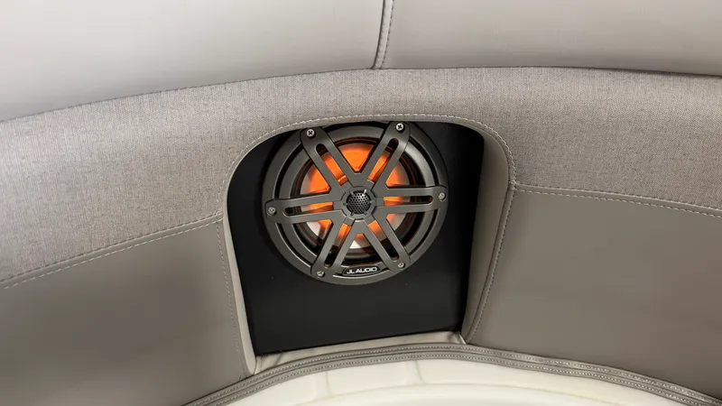 Slide: The Image of Premier 230 SUNSATION 2024 - 16
