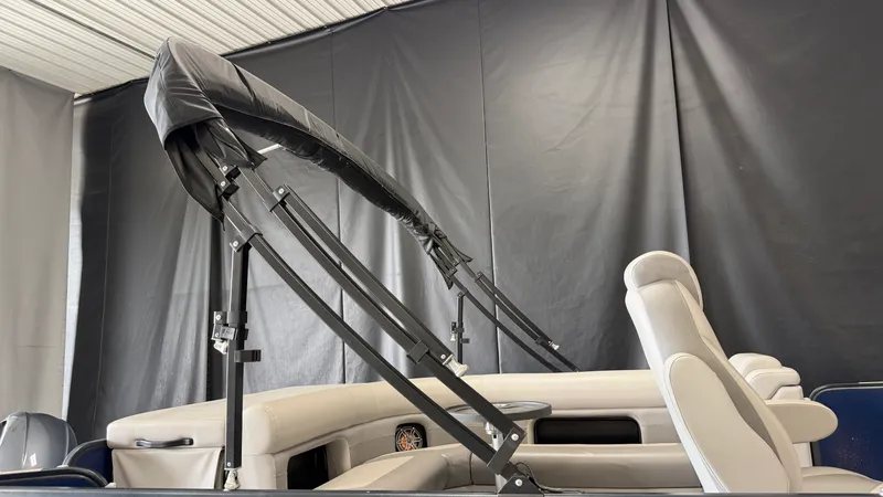 Slide: The Image of Premier 230 SUNSATION 2024 - 72