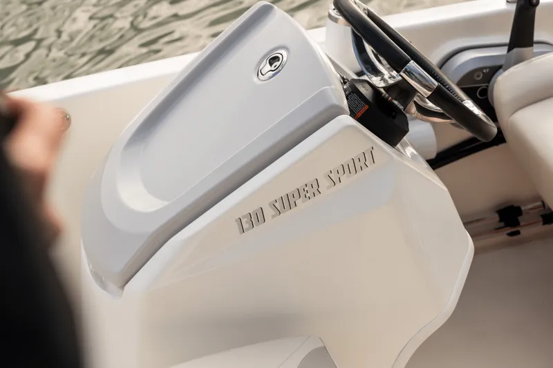 Slide: The Image of Boston Whaler 130 Super Sport 2025 - 25