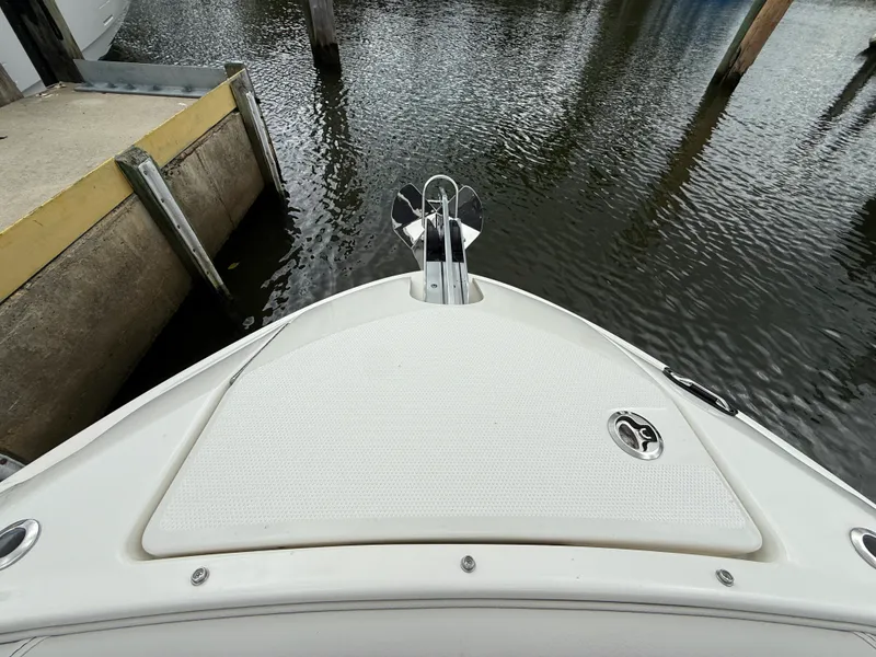 Slide: The Image of Sea Ray SLX 280 Outboard 2026 - 28
