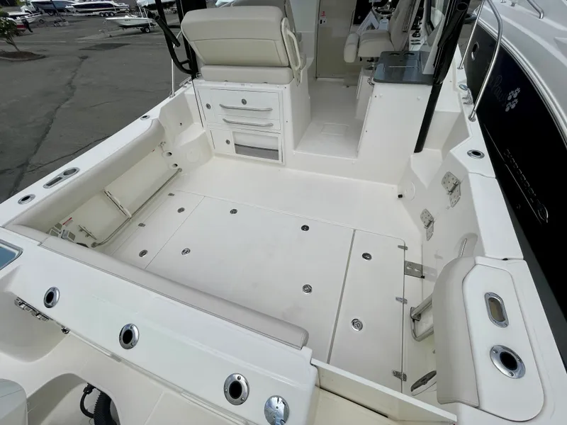 Slide: The Image of Boston Whaler 325 Conquest 2026 - 1
