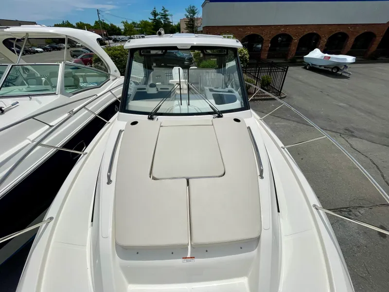 Slide: The Image of Boston Whaler 325 Conquest 2026 - 27