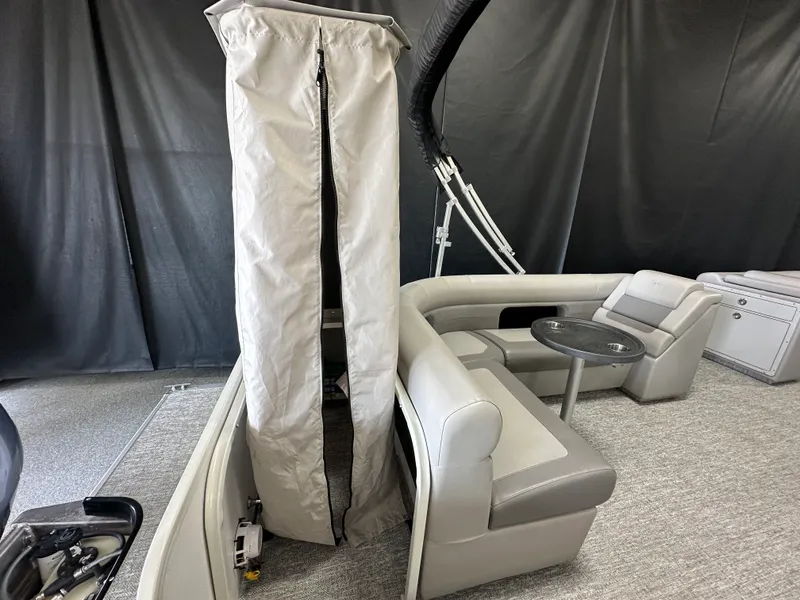 Slide: The Image of Premier 230 SUNSATION 2024 - 19
