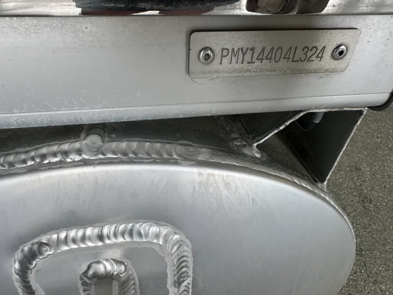 Slide: The Image of Premier 230 SUNSATION 2024 - 62