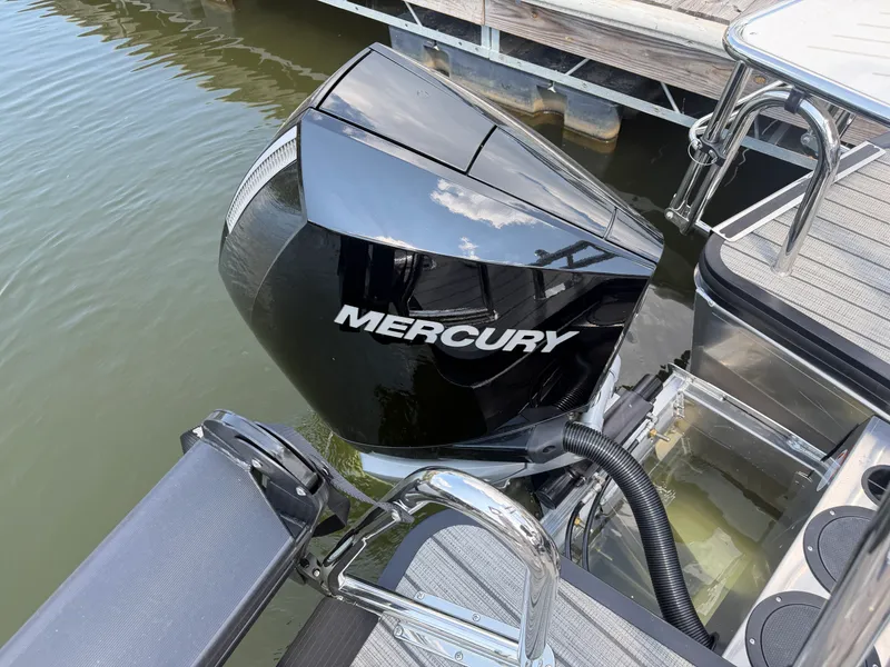 Slide: The Image of Harris 230 Grand Mariner 2026 - 18