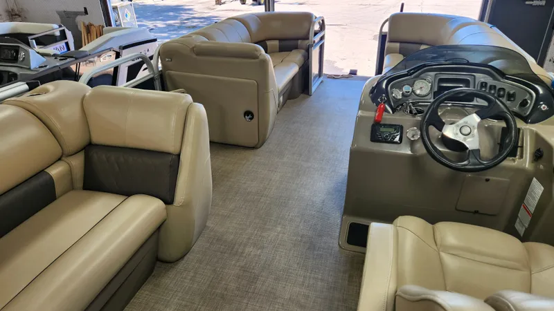 Slide: The Image of Tracker PARTY BARGE 20 DLX 2023 - 20