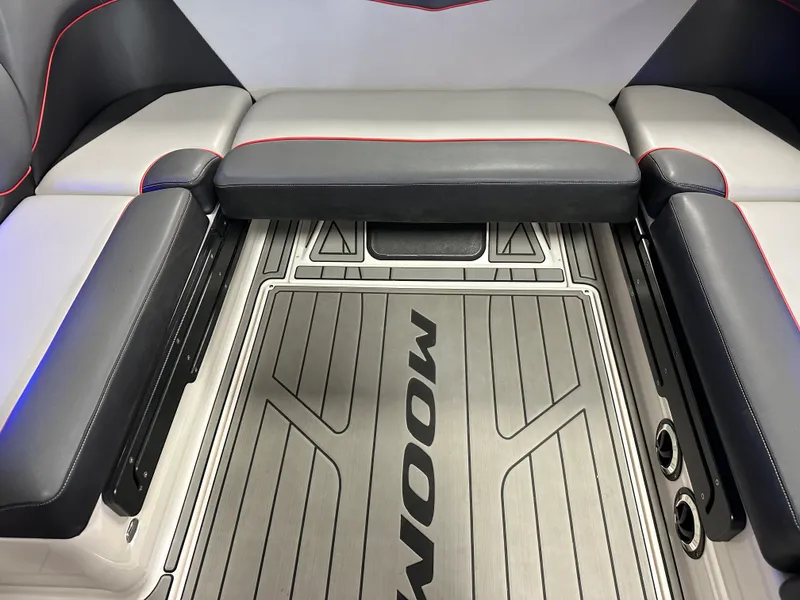 Slide: The Image of Moomba CRAZ 2019 - 23