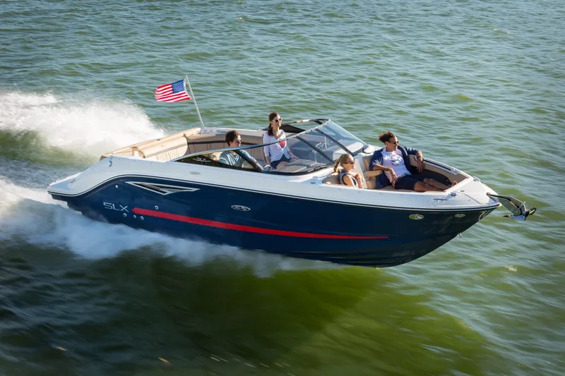 Slide: The Image of Sea Ray 250 SLX 2016 - 3