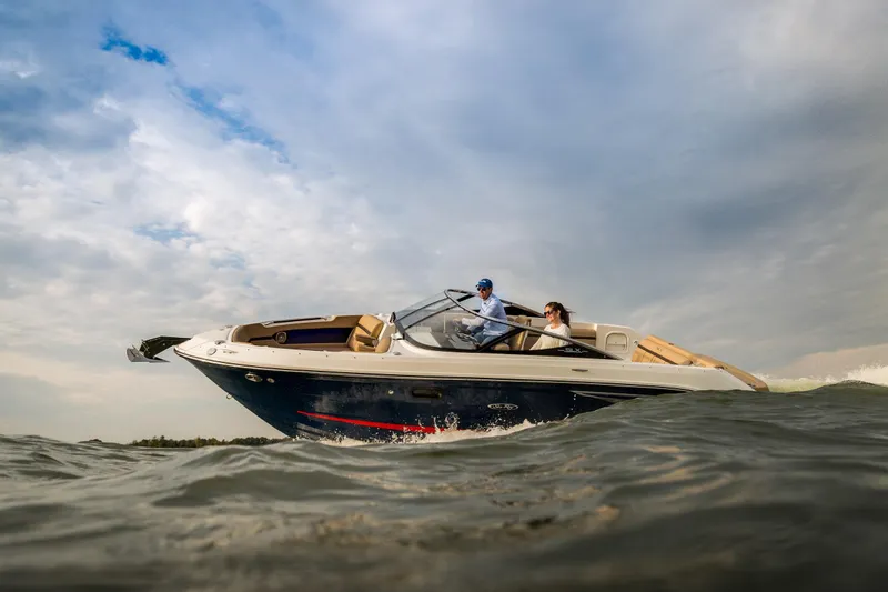 Slide: The Image of Sea Ray 250 SLX 2016 - 8