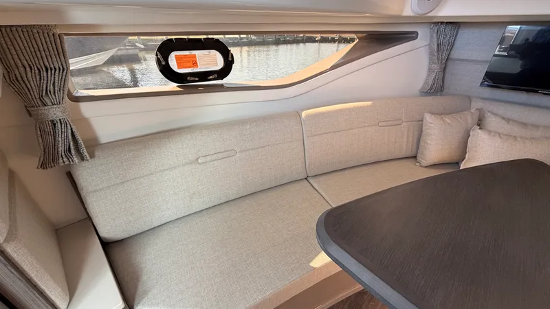 Slide: The Image of Sea Ray Sundancer 320 Outboard 2026 - 60