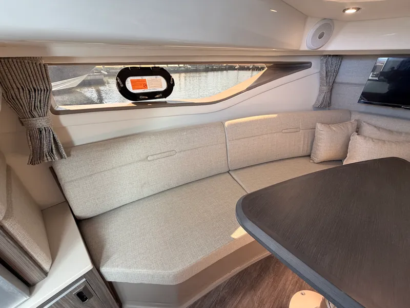 Slide: The Image of Sea Ray Sundancer 320 Outboard 2026 - 60