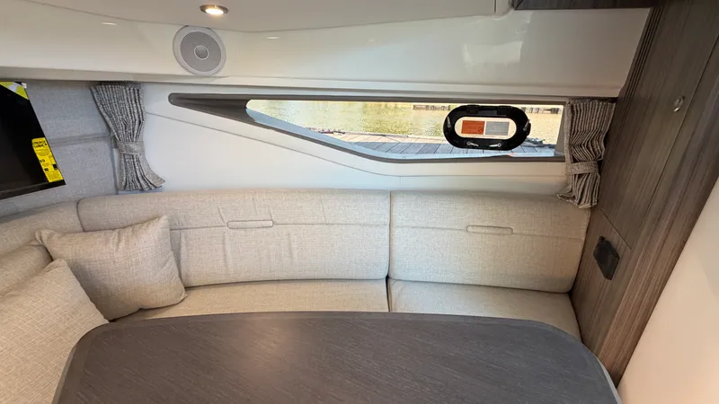 Slide: The Image of Sea Ray Sundancer 320 Outboard 2026 - 61