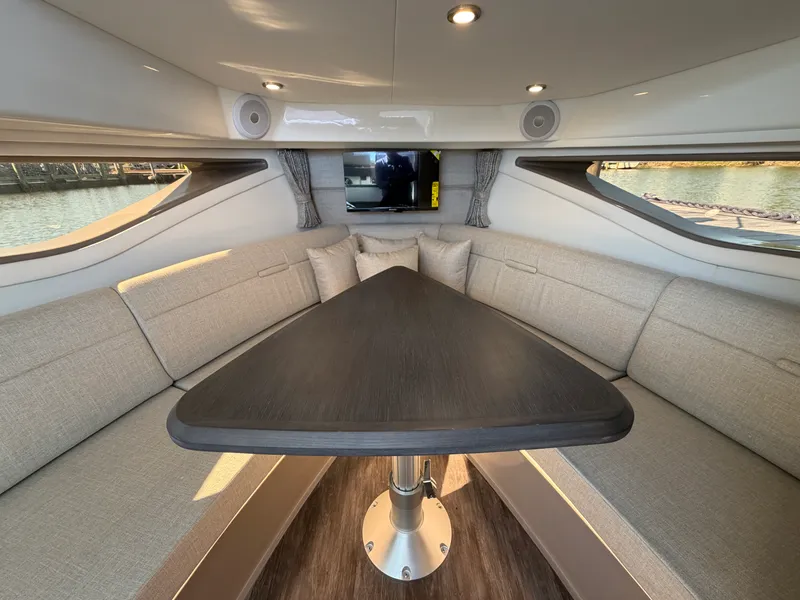 Slide: The Image of Sea Ray Sundancer 320 Outboard 2026 - 55