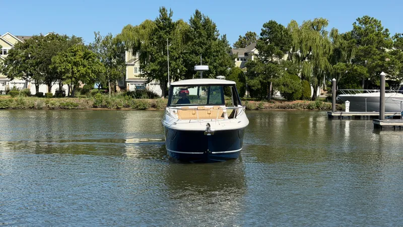 Slide: The Image of Sea Ray Sundancer 320 Outboard 2026 - 2