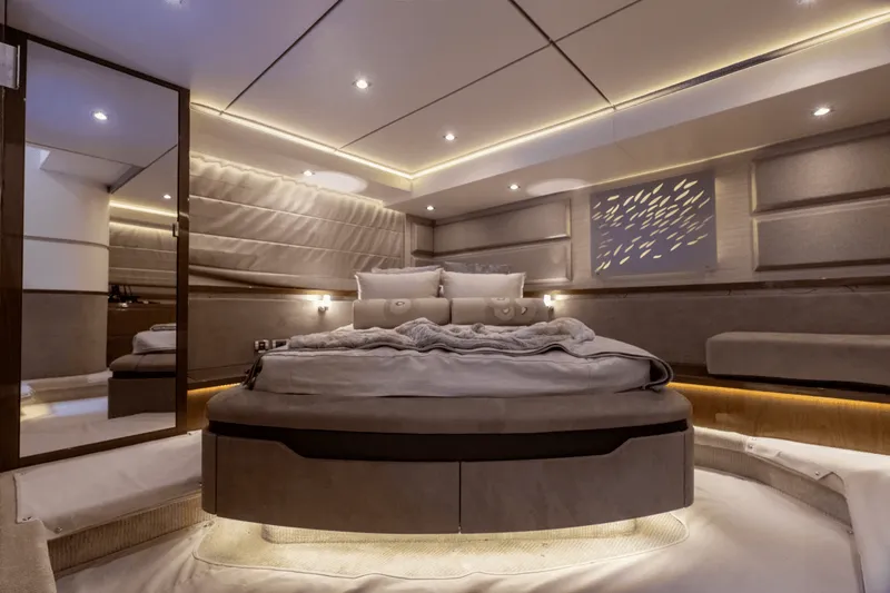 Slide: The Image of Sea Ray L550 FLY 2018 - 32